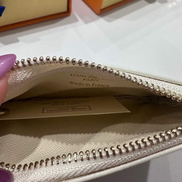 Damier Azur Key Pouch 🆕 - Picture 5 of 10